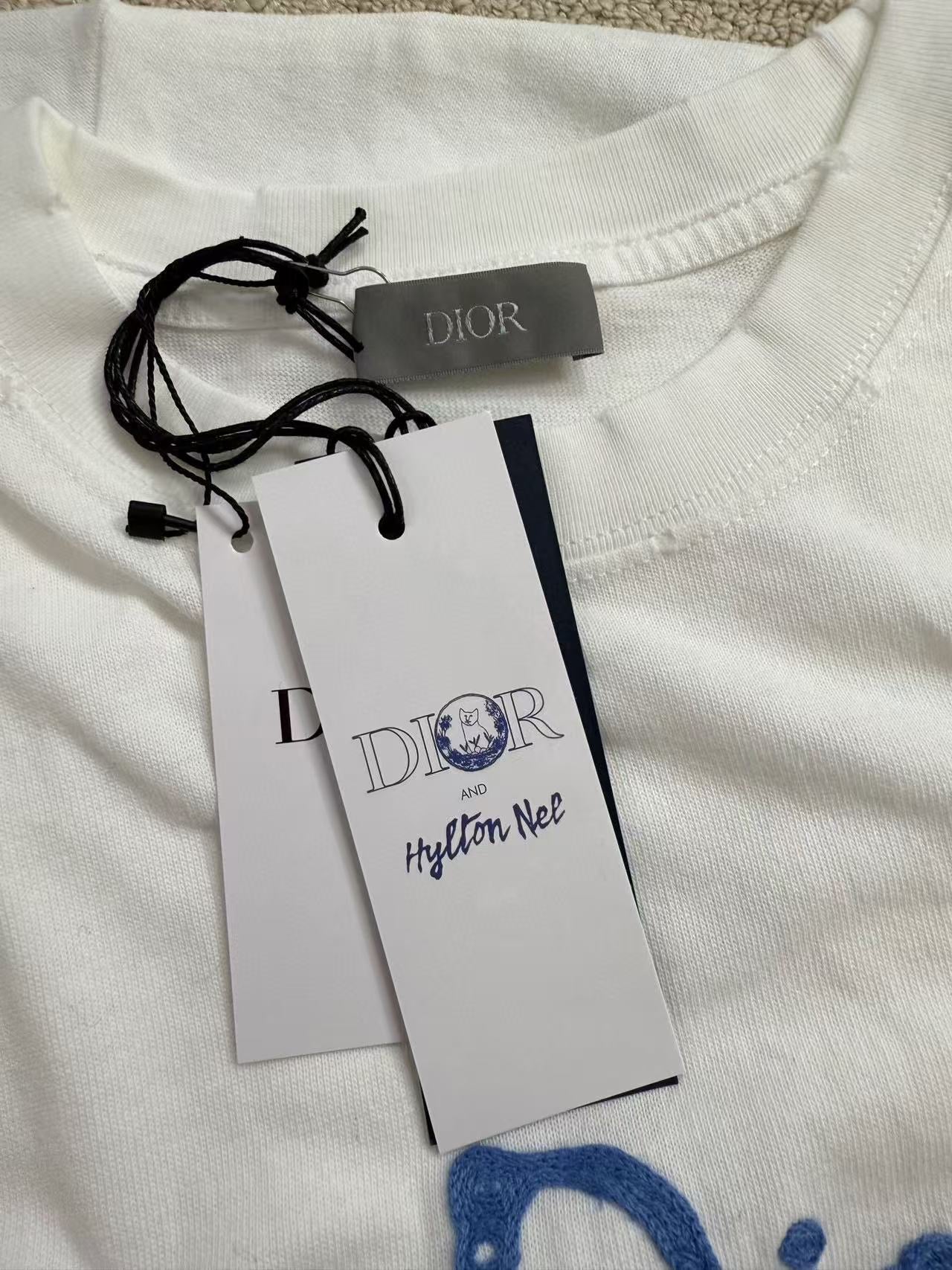 Dior for My Real Friends signature