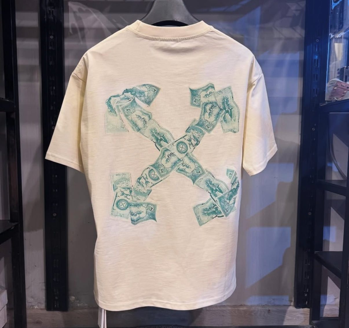 Off-White
Cash Arrow T-shirt
