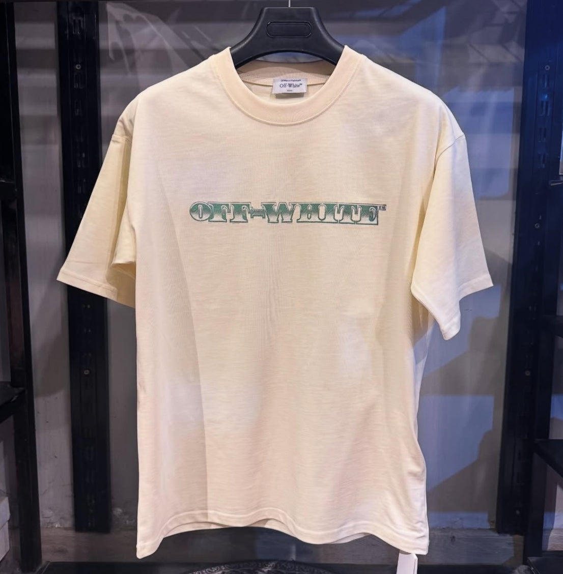 Off-White
Cash Arrow T-shirt